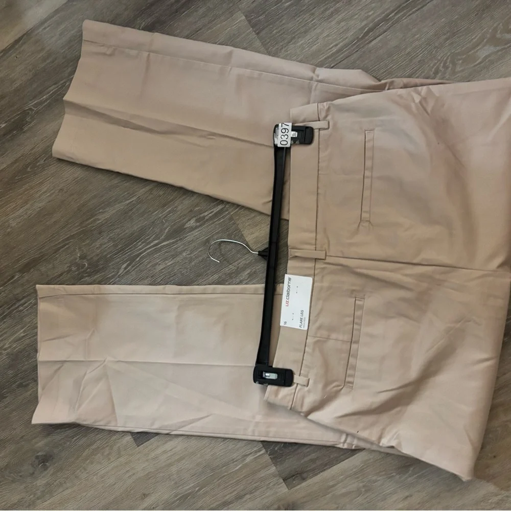 Liz Claiborne Coastal Beige Women's Flare Leg Pants - Size 16